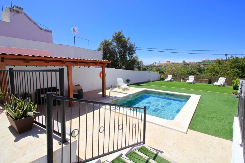 Villa Alto Arena Piscina Privada Climatizada Ingenio Bagian luar foto